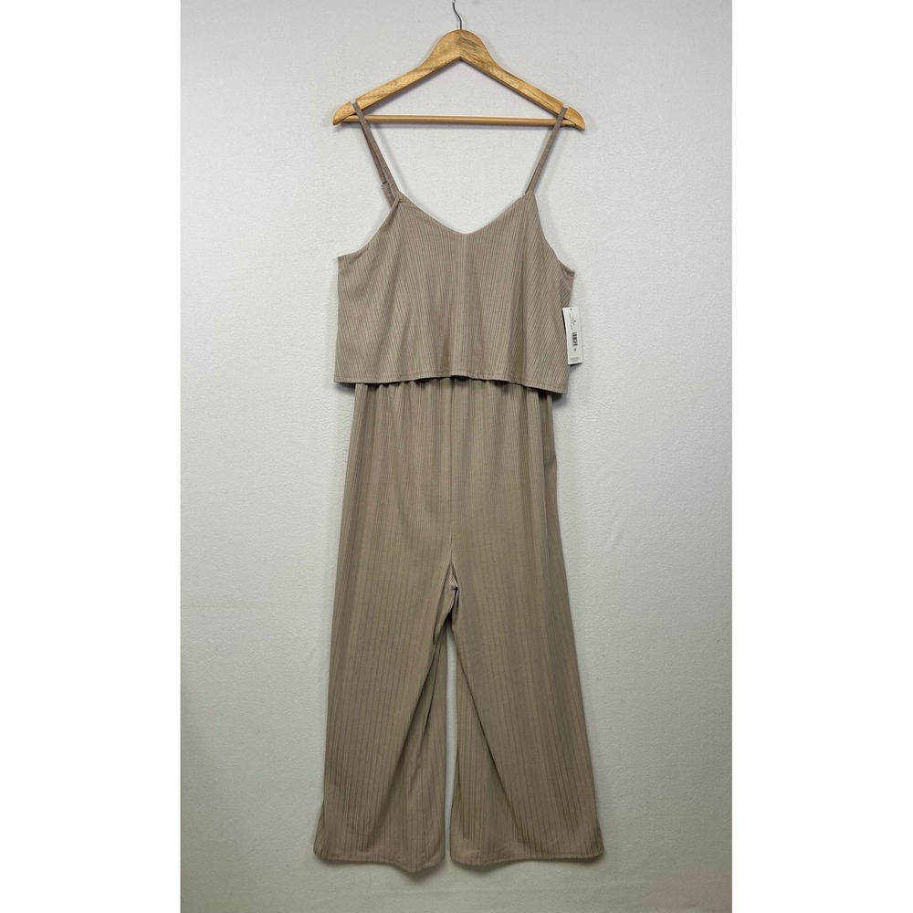 Maternity Minimalist Destination Maternity NWT Med Tan Ribbed Flounce Jumpsuit